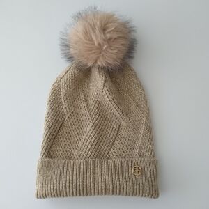 Clearance!LN! Calvin Klein Beige With Gold Shimmer Knit Beanie with Faux Fur Pom